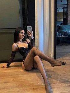 Настя, Брюнетки - фото